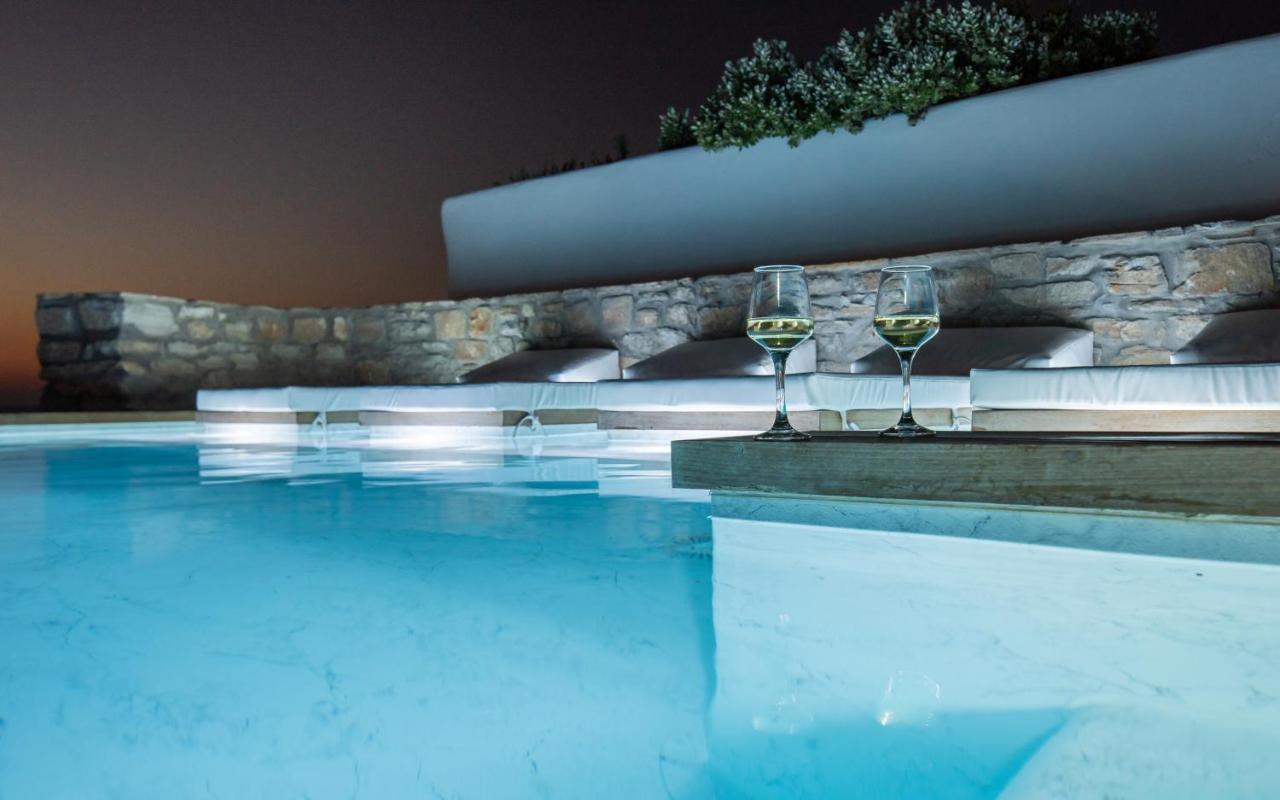 Iliada Suites Naxos City エクステリア 写真