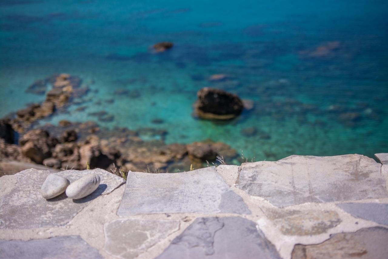 Iliada Suites Naxos City 部屋 写真