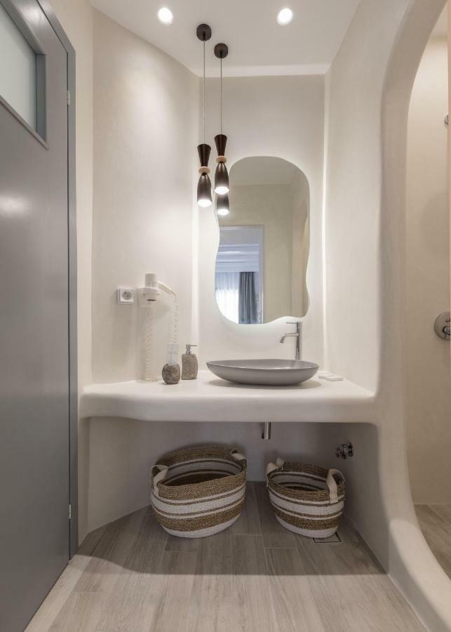 Iliada Suites Naxos City エクステリア 写真