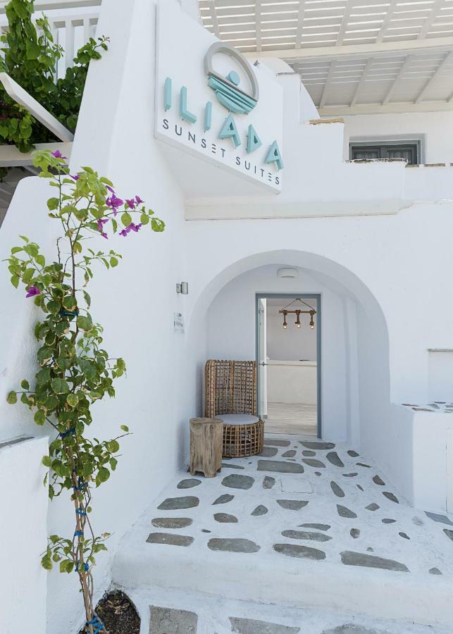 Iliada Suites Naxos City エクステリア 写真
